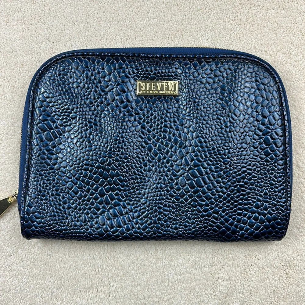 Steve Madden : Blue Metallic Alligator Bag - Image 2