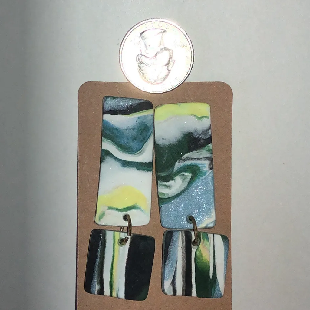 Abstract Multicolor Retro Boho Clay Dangle Earrings Green - Image 3