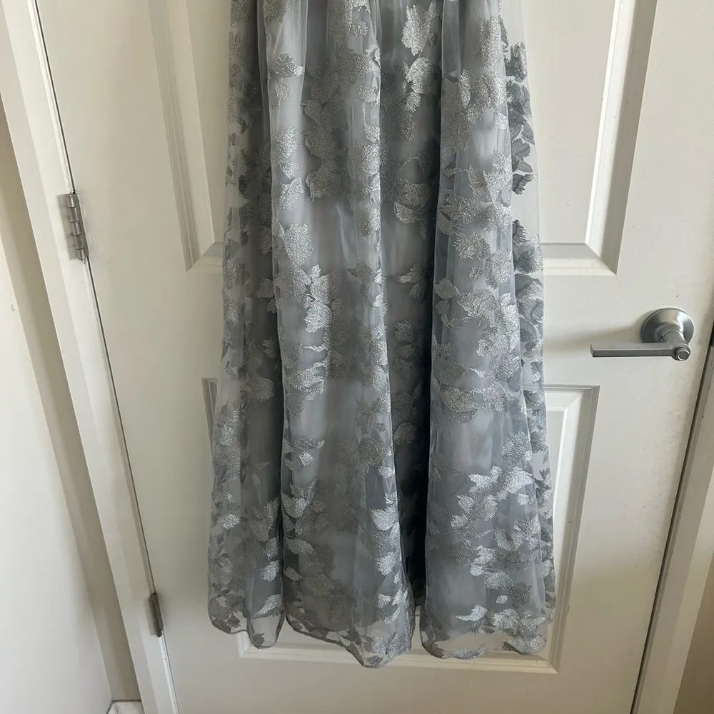 Embroidered Oleg Cassini Long Strapless Silver Dress - Image 7