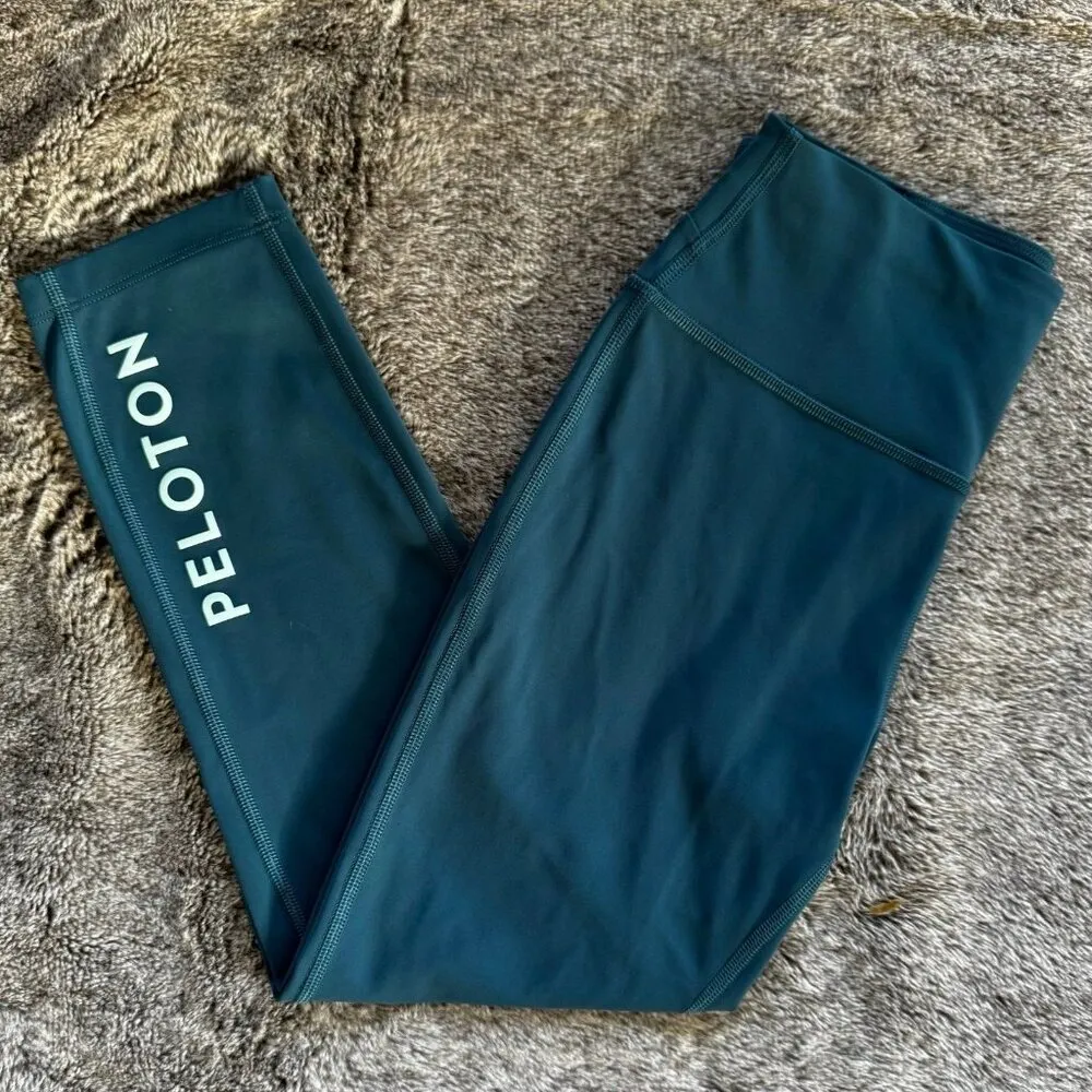 Peloton Essential Capri Legging Sz S - Image 3