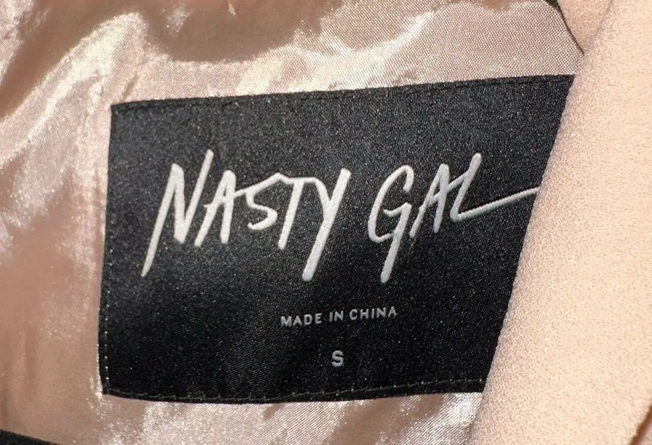 Peach nasty gal coat - Image 2