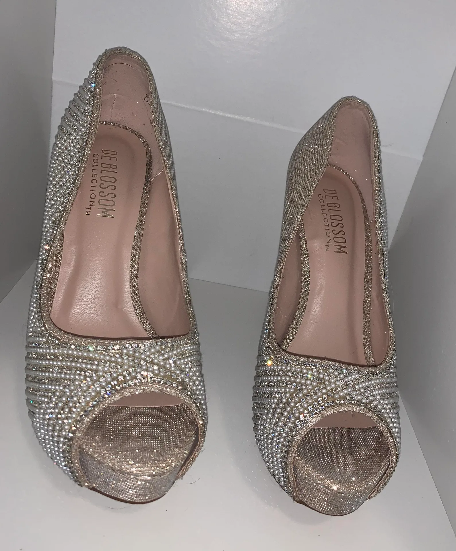 Heels Size 7.5 - Image 2