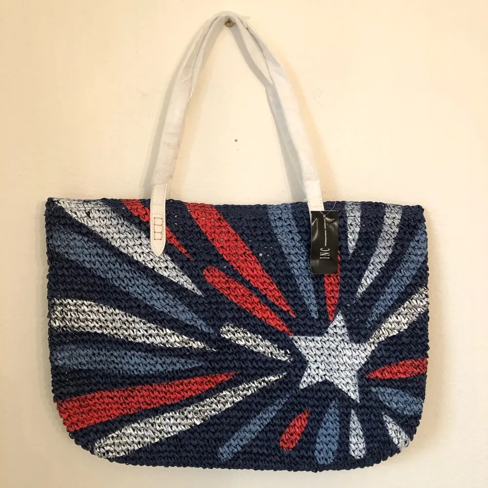 🎉INC Star & Stripes Straw Bag - Image 2