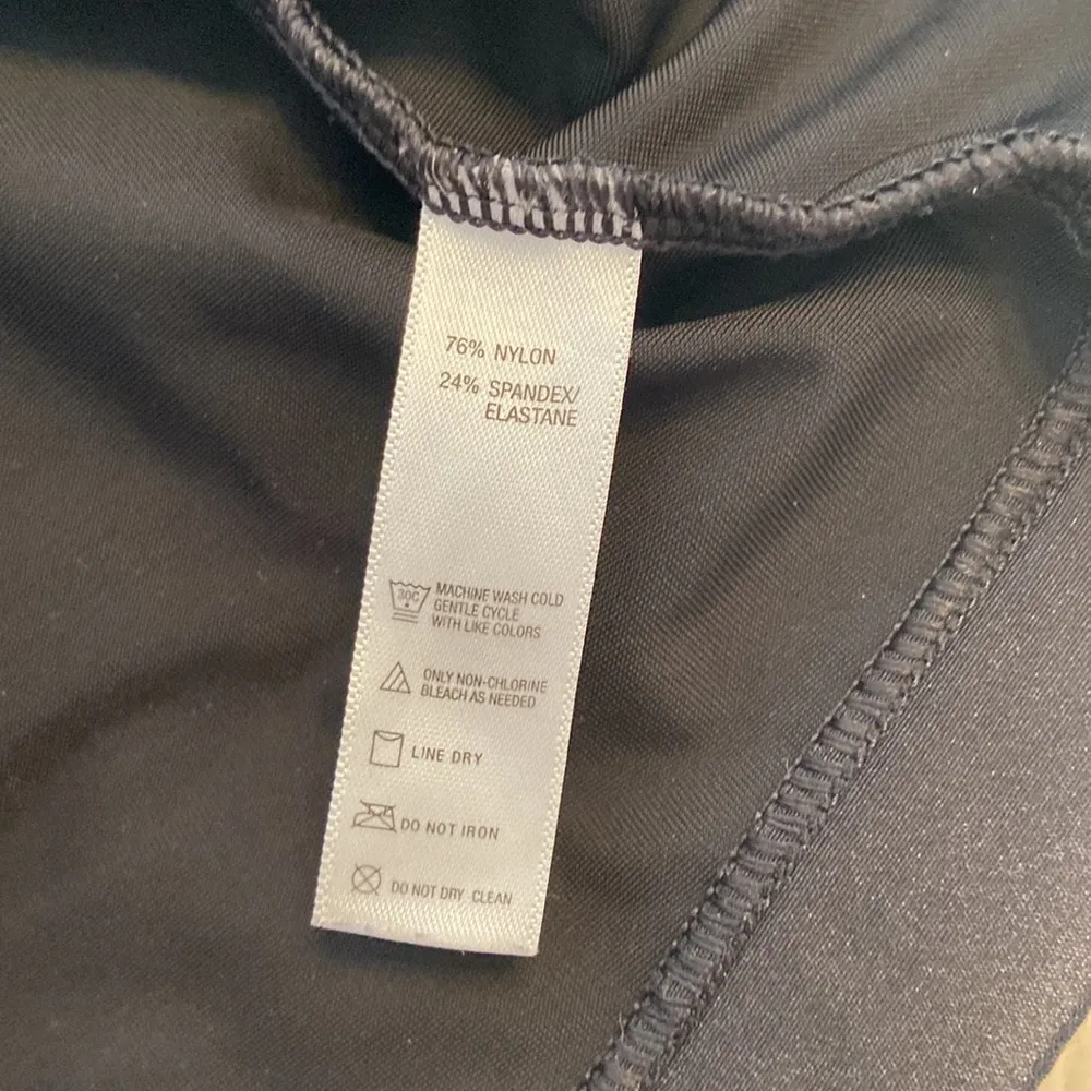 SPANX Women’s Top Shape wear size L color black length 21” - Image 6