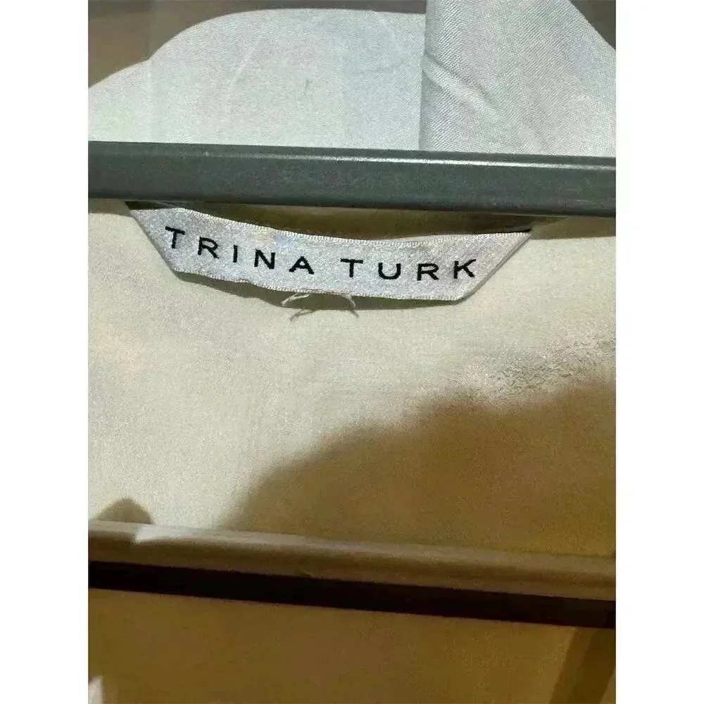 Trina Turk Women's Ivory Silk Button-Up Blouse M Long Sleeve Quiet Luxury Career - Image 5