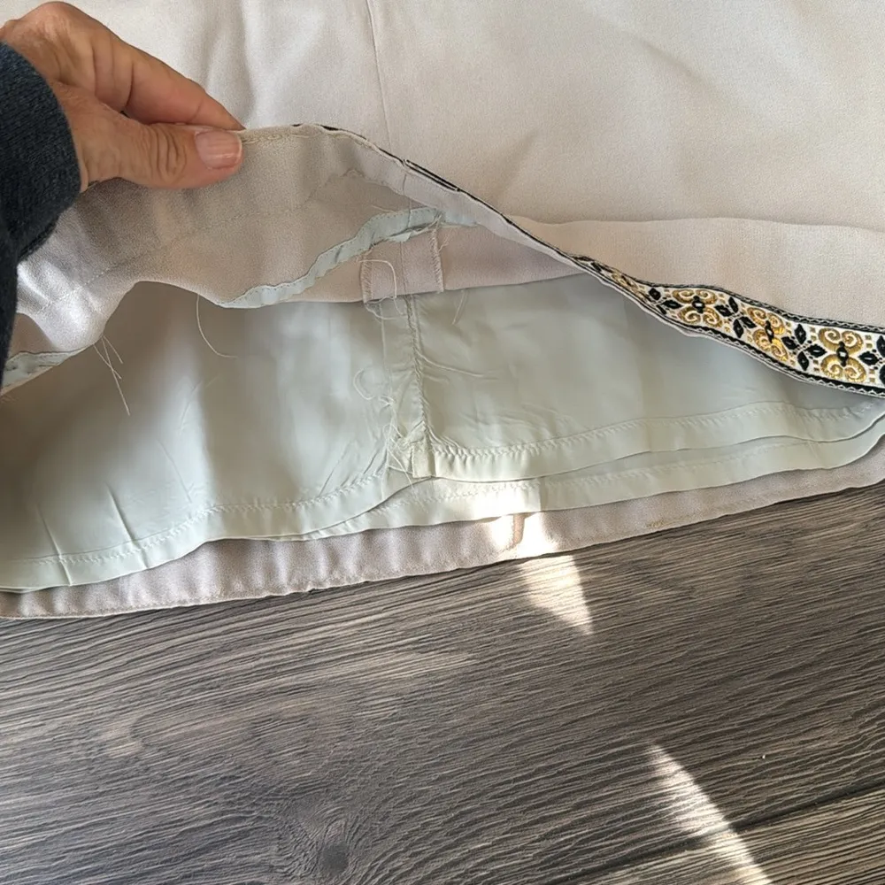 Vintage mod go-go style  long sleeve dress size 7 made of rayon - Image 4