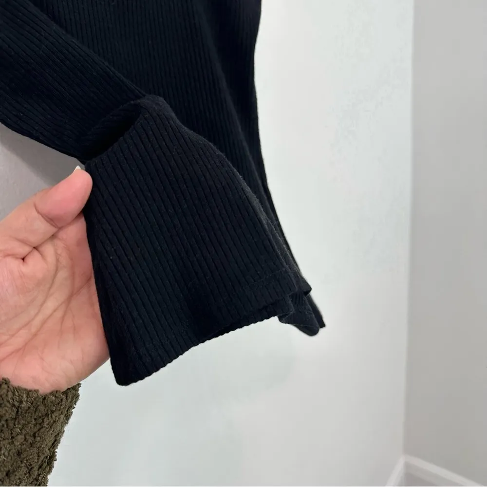 Reformation Canyon Top in Black size Small - Image 7