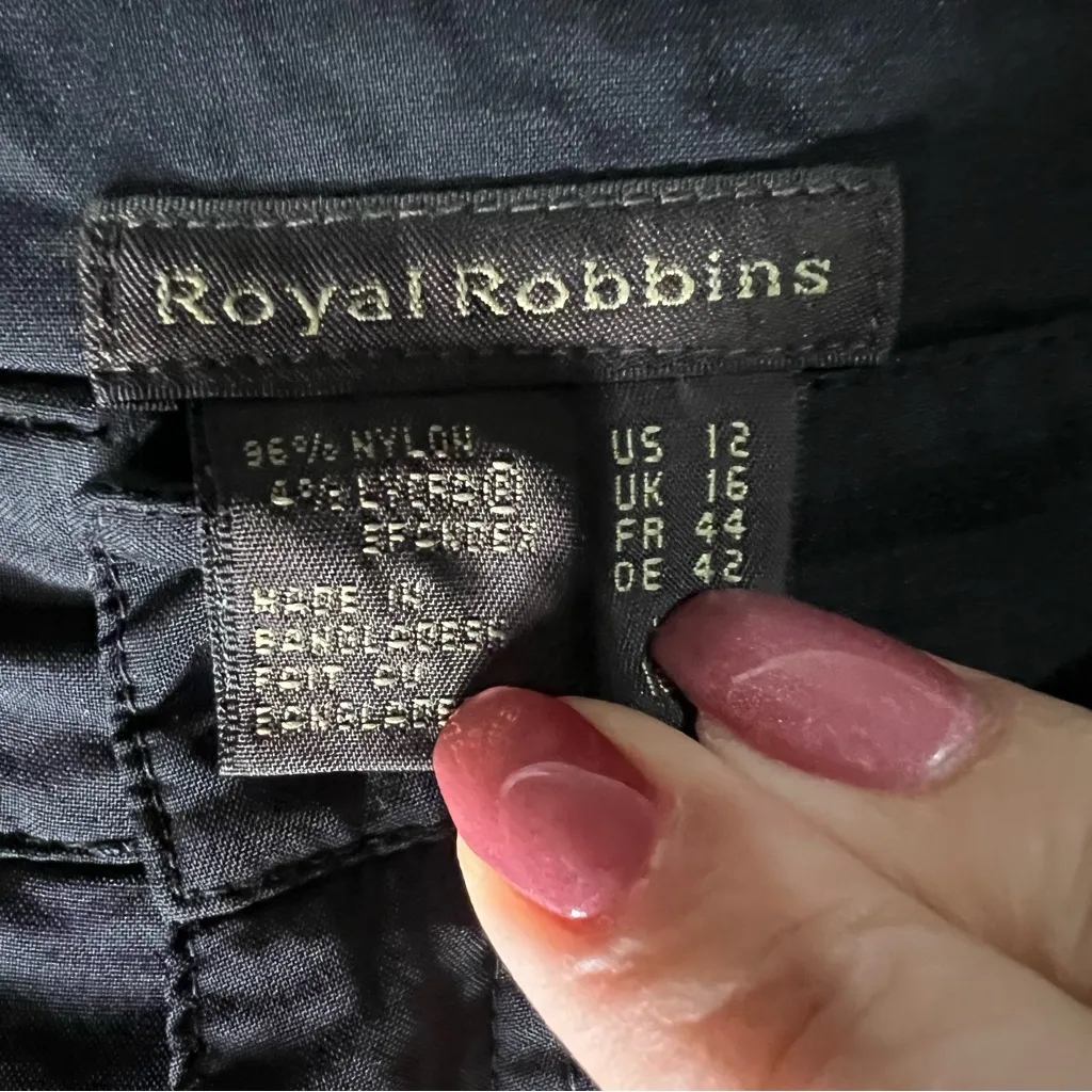 Royal Robbins Paseo II Traveler Black Nylon Outdoor Long Tall Pants - Image 5