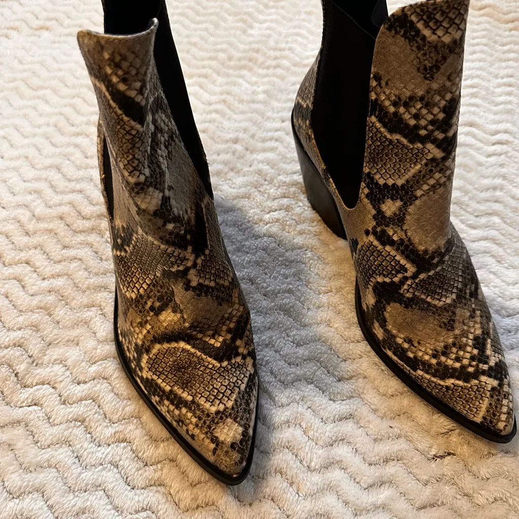 Steve Madden Snakeskin and Black Ankle Booties - Image 2