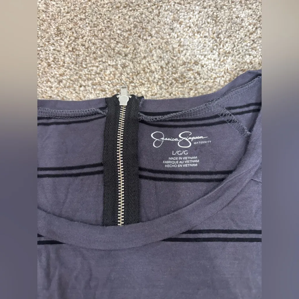 Lot of Maternity Large Jessica Simpson striped cold shoulder shirts - Image 3