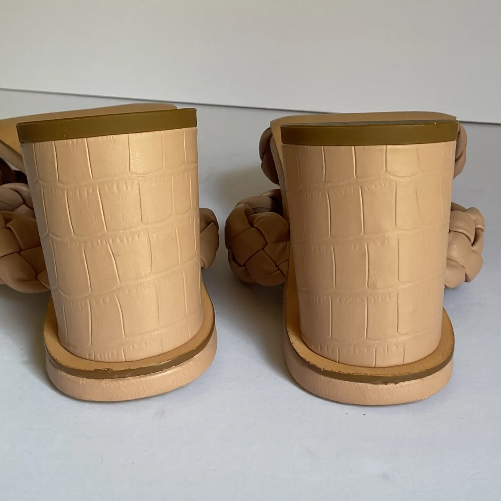 Wide Cushionaire Iris Braided Block Heel Sandals Nude Size 8W Square Toe - Image 12