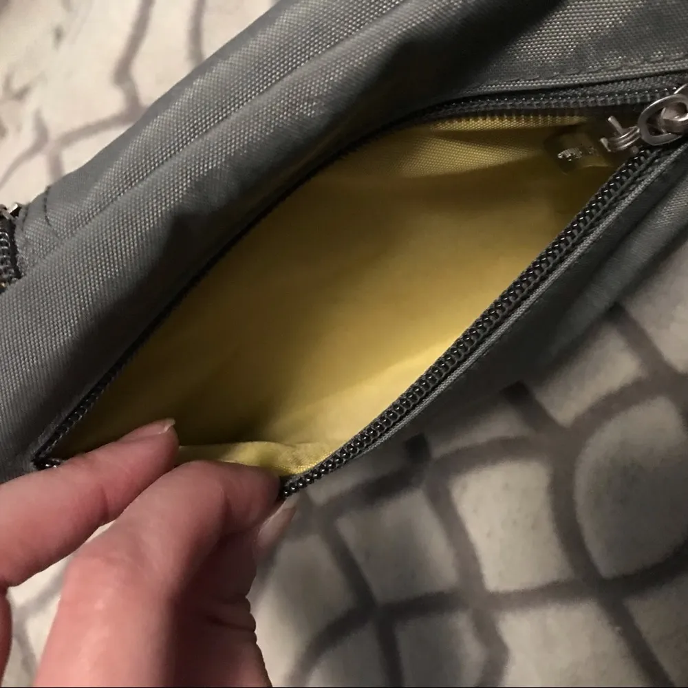 Baggallini Purse - Image 8