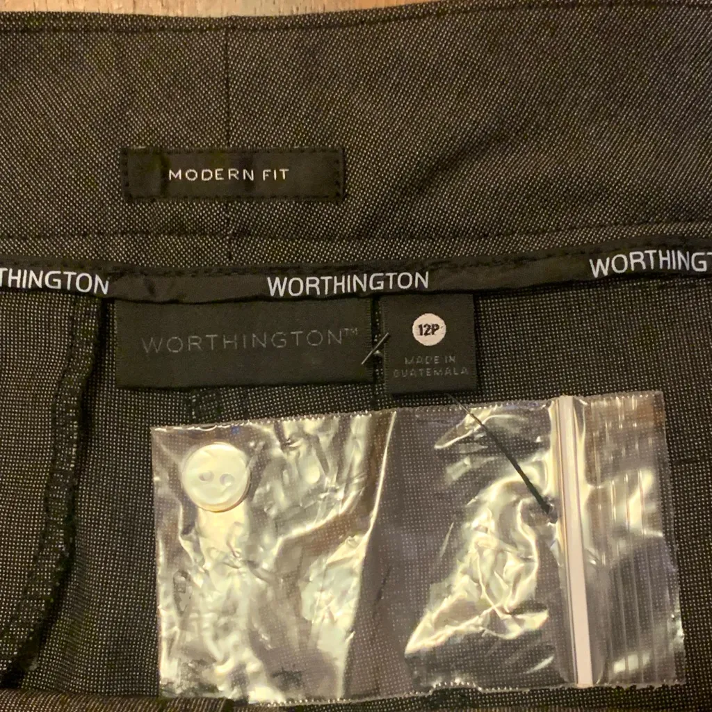 Worthington NWT Classic Fit Trousers Pants 12 Petite Dark Gray Pockets - Image 2