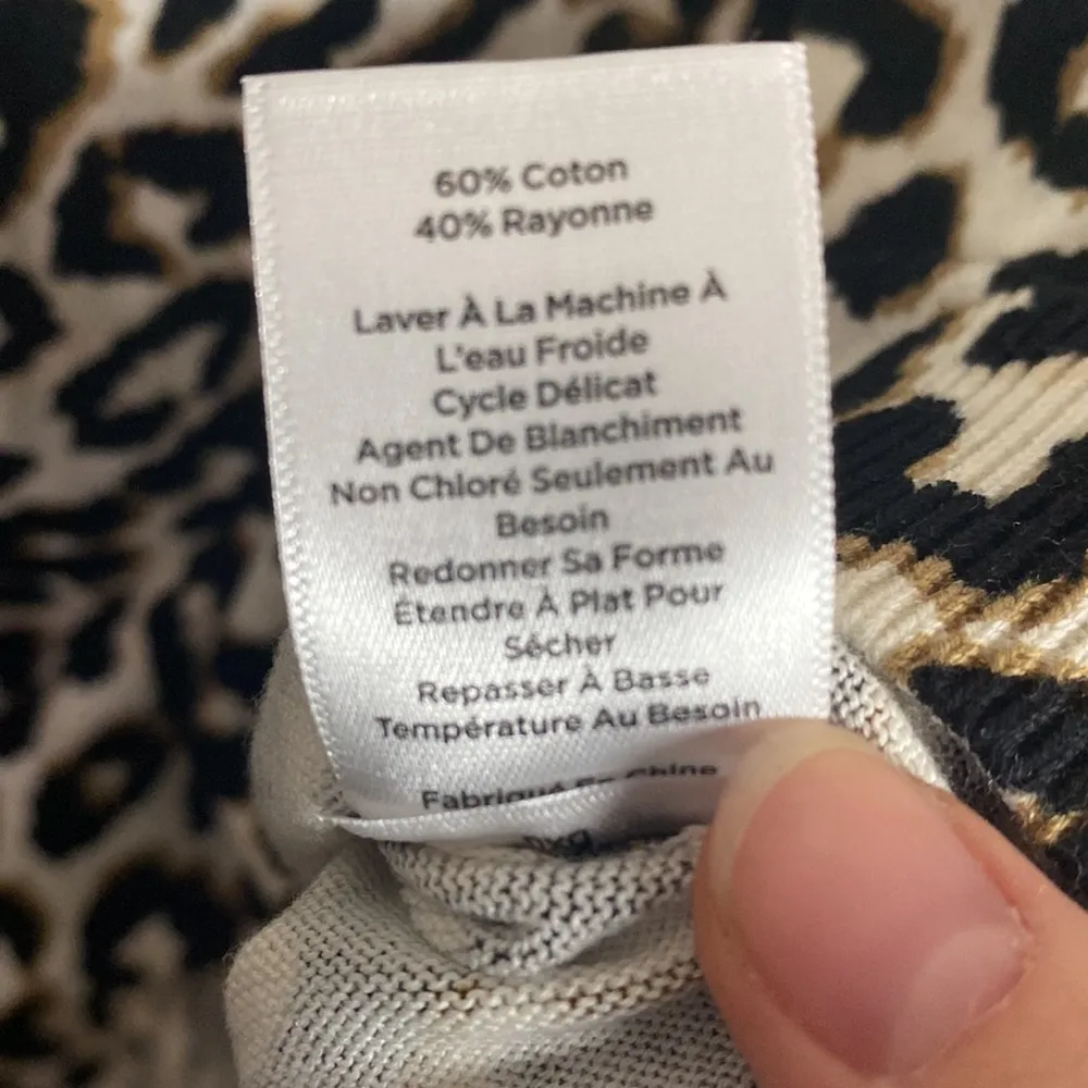 Talbots open neck pullover sweater top in abstract cheetah size M - Image 10