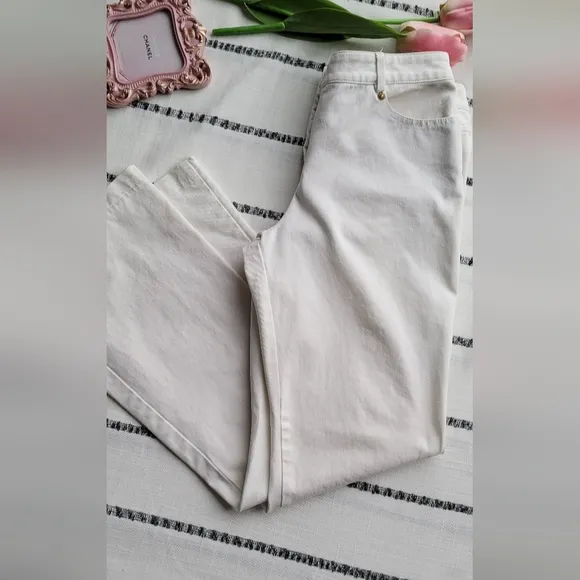 ST JOHN JEANS - Image 2