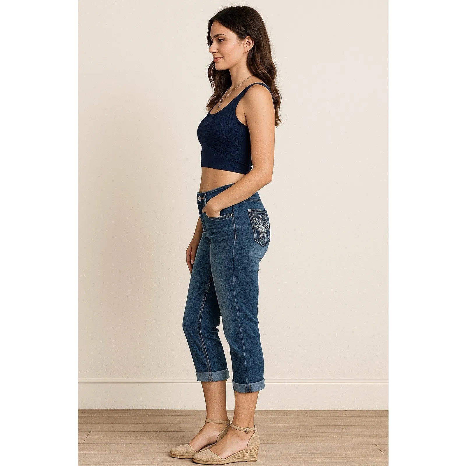 Love Indigo Jean Women's Size 6 Cuffed Capri Stretch Denim Bling Embroidery Pock - Image 14