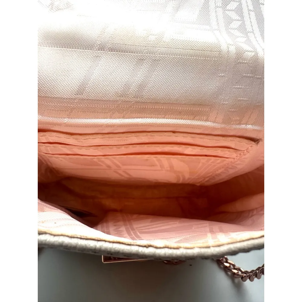 Ted Baker crossbody leather nude bag . rose gold hardware. - Image 9