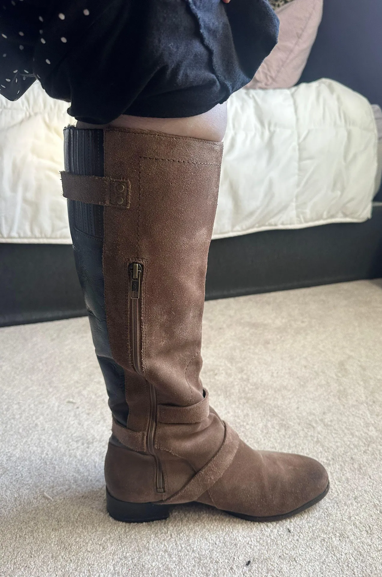 UGG Riding Boots Brown - Image 4