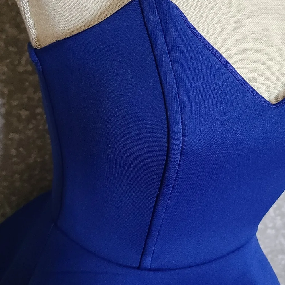 Charlotte Russe scuba peplum dress size small - Image 2