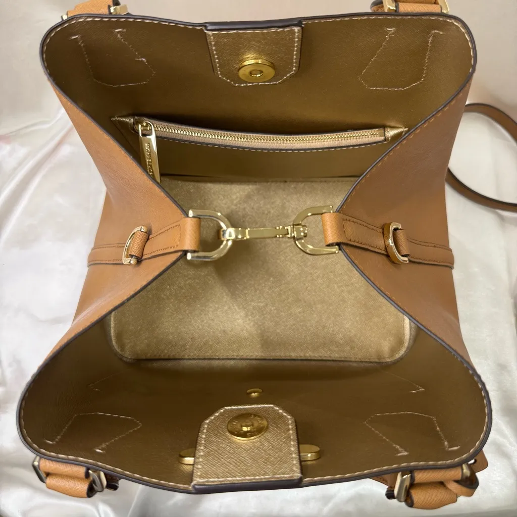 New Michael Kors Greenwich Saffiano Leather Satchel Bag Brown Tote Classic Chic - Image 13