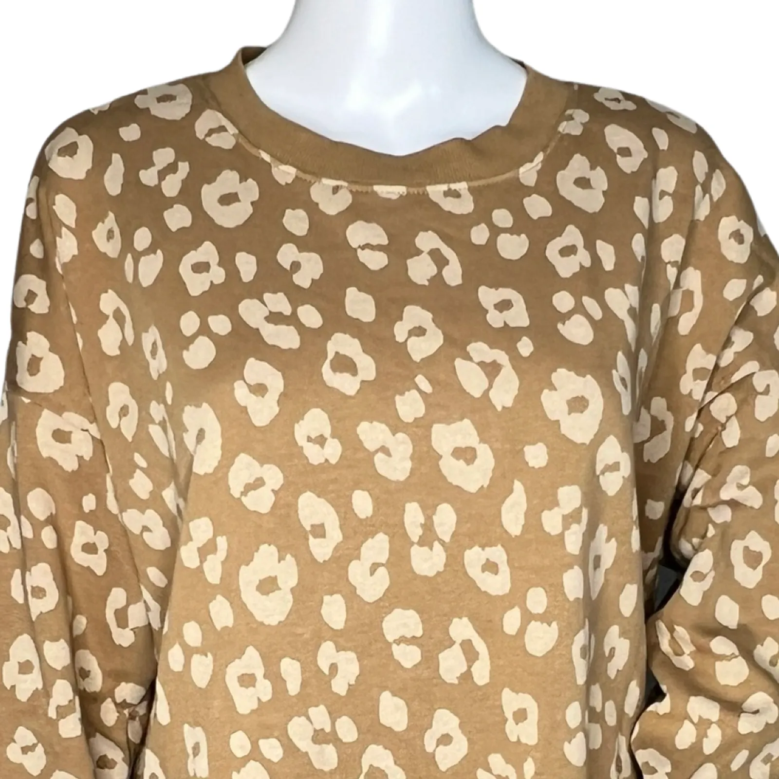 Old Navy Sweatshirt Womens Large Brown Cream Animal Print Side Slits‎ Athleisure - Image 5