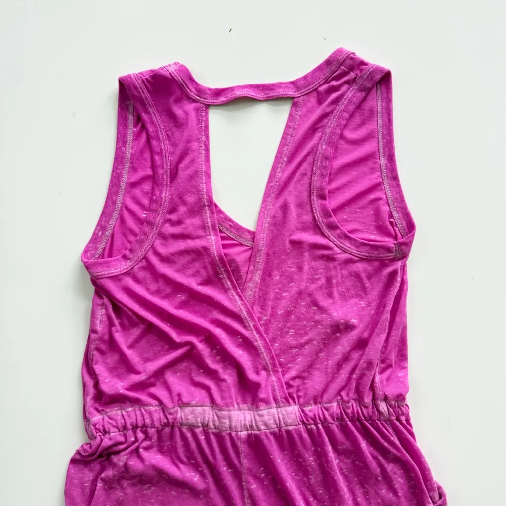 Becca by Rebecca Virtue Beach Date Romper size small - Image 4