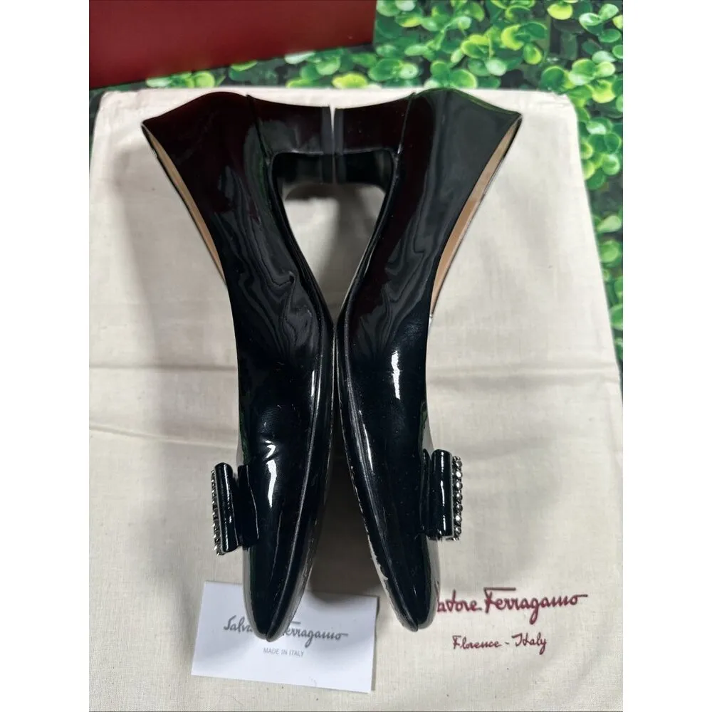 Salvatore Ferragamo Black Patent Leather Chunky Kitten Heels Pumps size 10 AA - Image 5