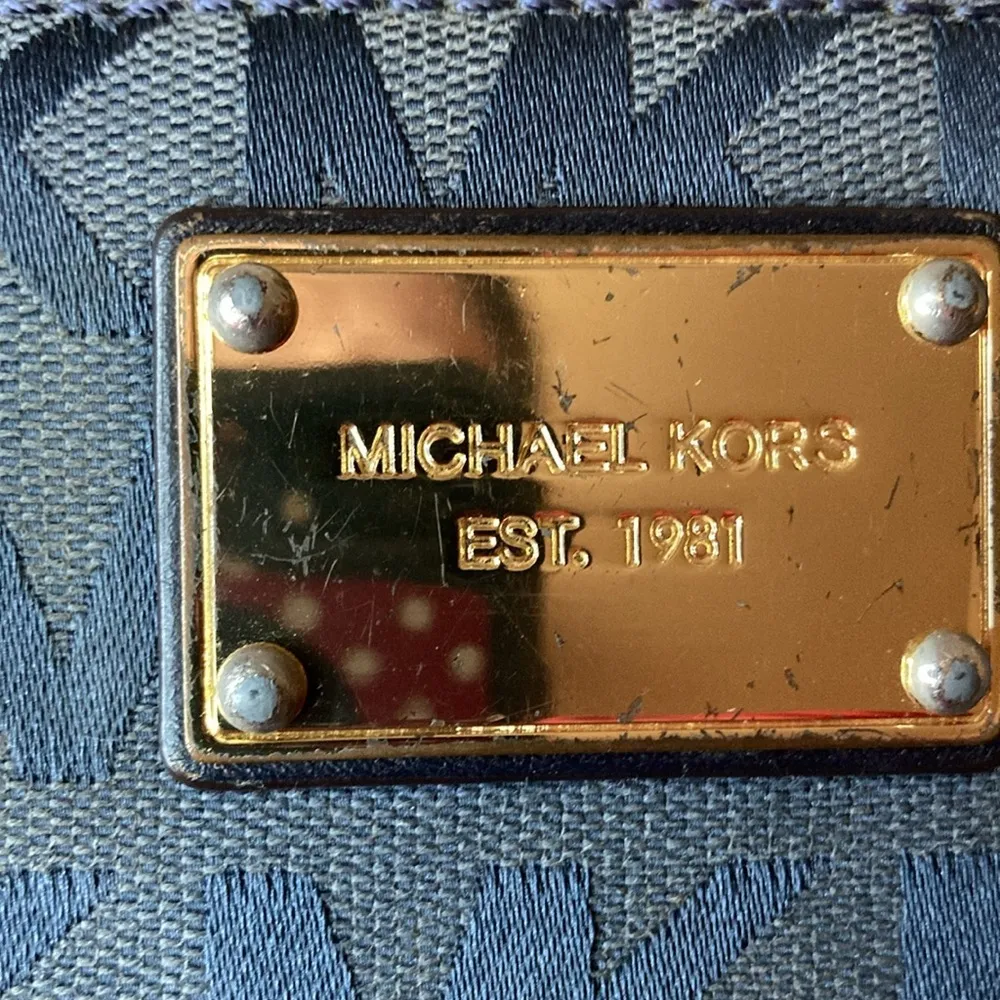 Michael Kors navy wallet Mk logo Blue - Image 7