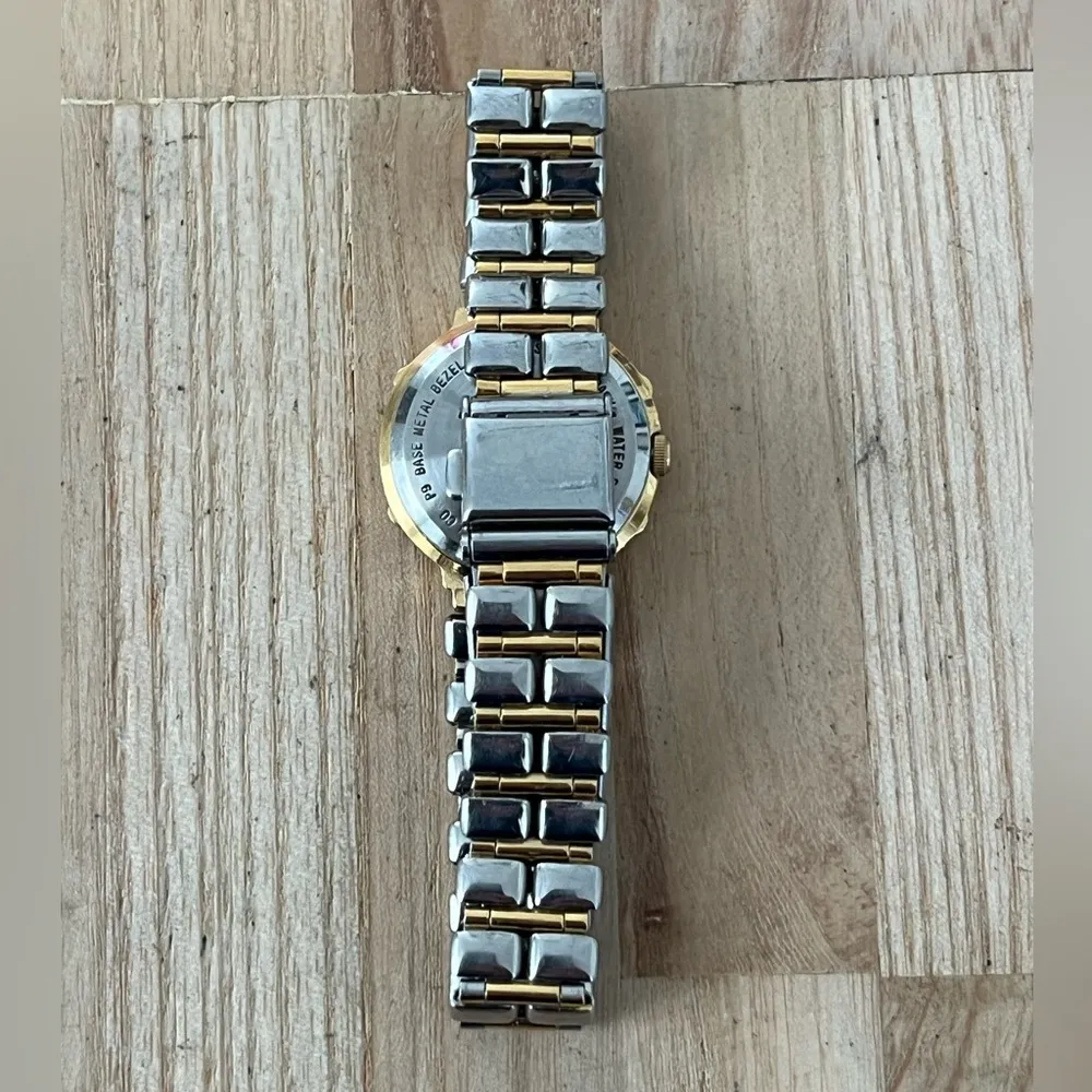 Bulova Ladies Watch Two-Tone Bracelet Case Sparkling Silver Dial Gold-Tone Hands - Image 11