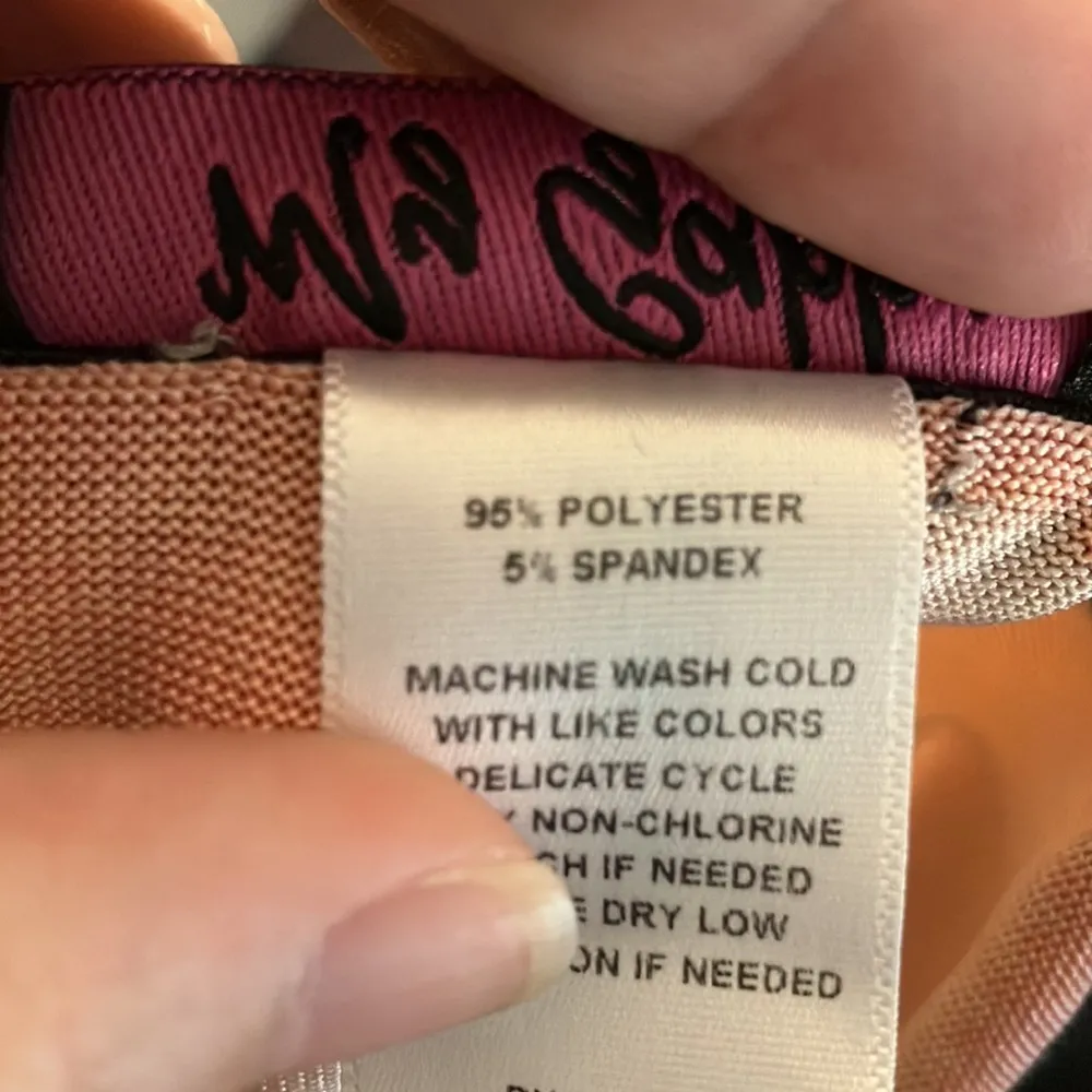 🎉4 for $20 My Gabby Cold Shoulder Crop Top, Large Pink - Image 6