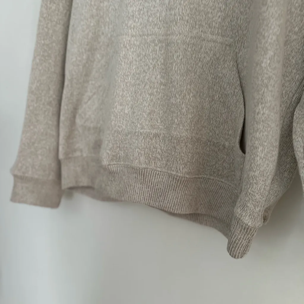 EUC Miami Beach Sz: M Oatmeal Pullover Drawstring Hoodie Kangaroo Pocket. - Image 10