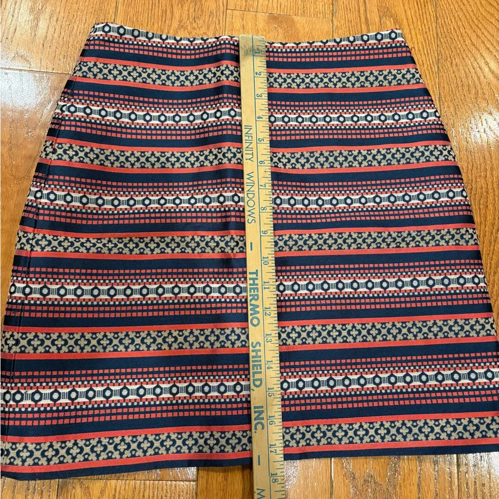 LOFT Petites Geo Stripe Woven Mini Skirt – Size 4P - Image 3