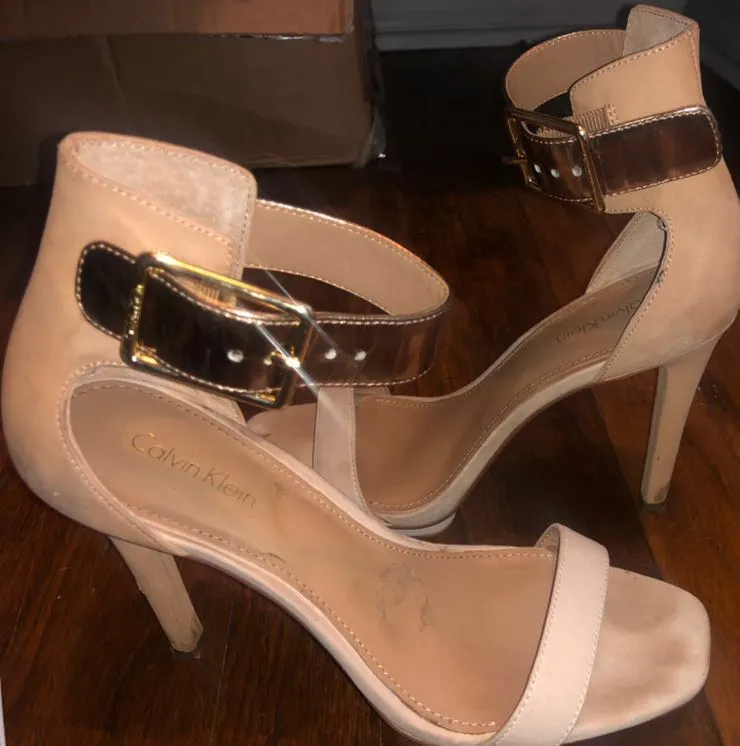 Calvin Klein Tan Heels W/ Bronze Strap - Image 4