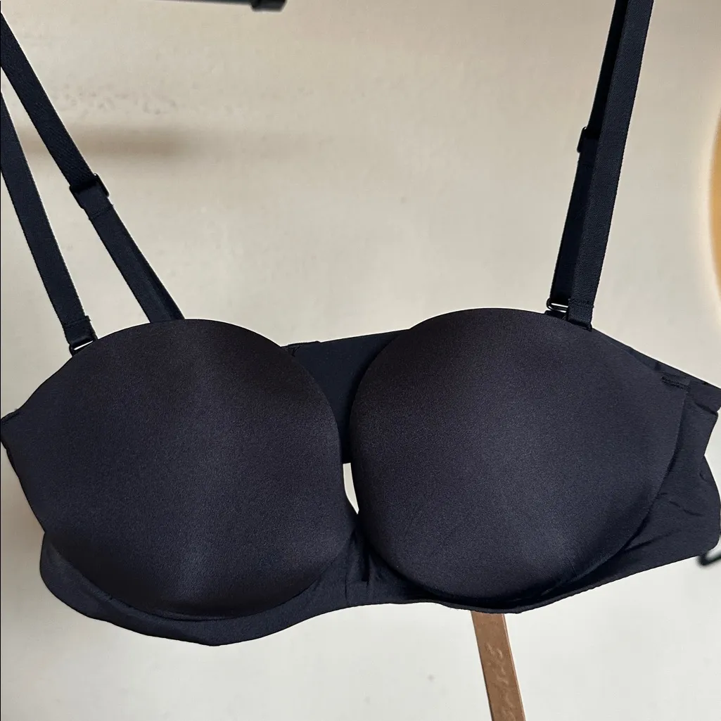 SKIMS ULTIMATE Collection PUSH-UP STRAPLESS BRA BLACK‎ NWT 34A - Image 2