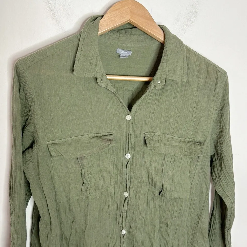 Aerie crinkle gauze cotton relaxed button down shirt in olive hue size L - Image 3