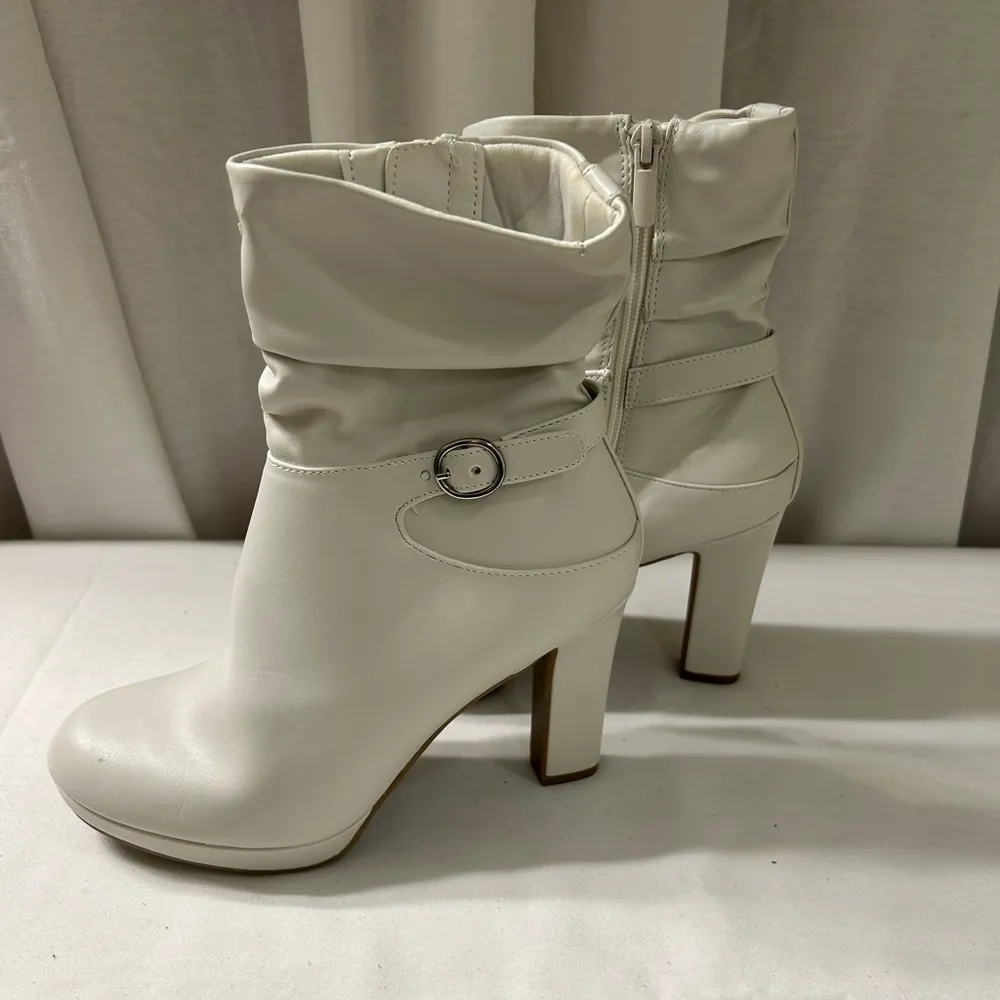 IMPO Otis Ladies Boots Booties Slouch Ankle Heels Zippered Buckle Trim 6.5M - Image 3