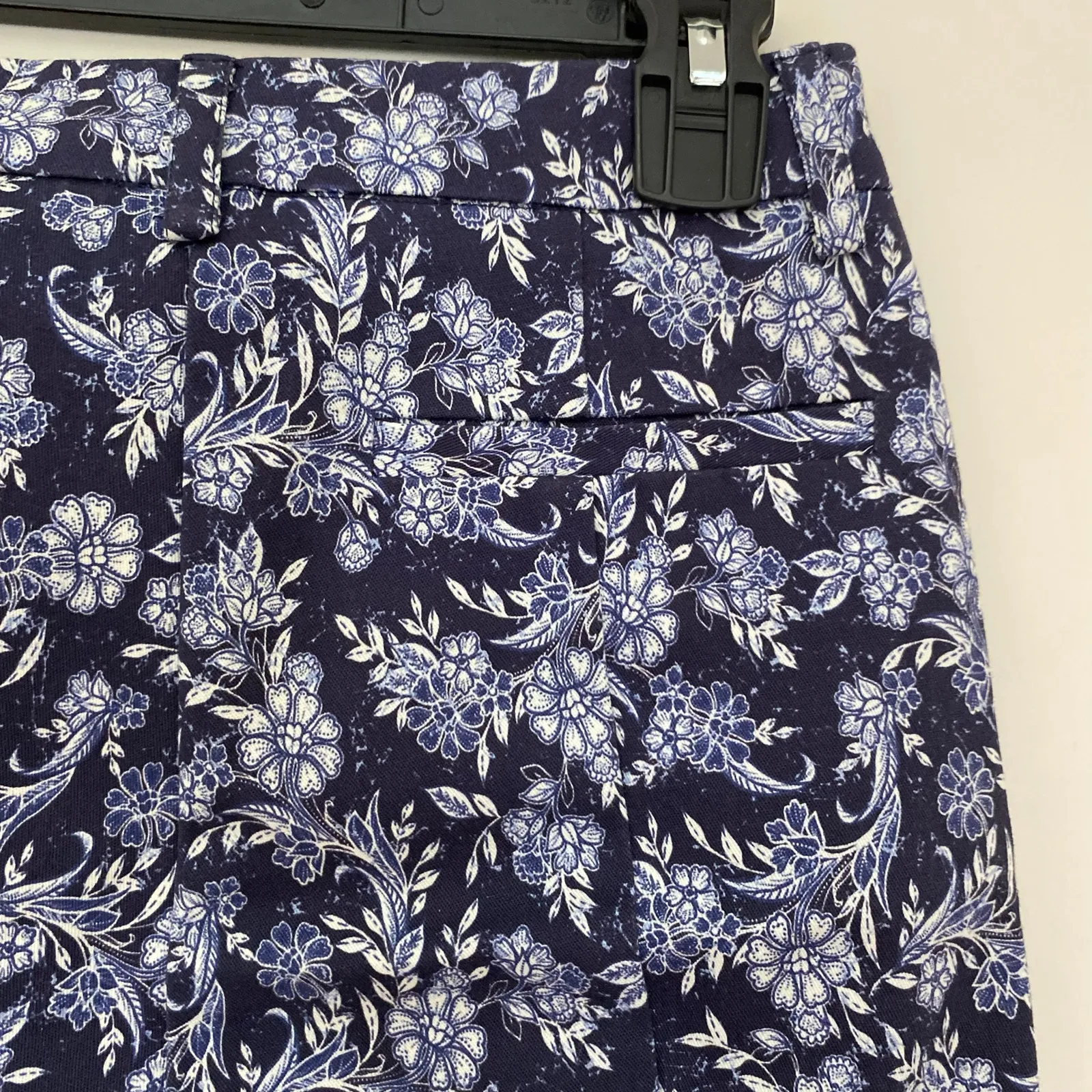 NWT Drew Angelica Dayna Bluebird Floral Paisley Cropped Pants Indigo Navy Blue 4 - Image 10