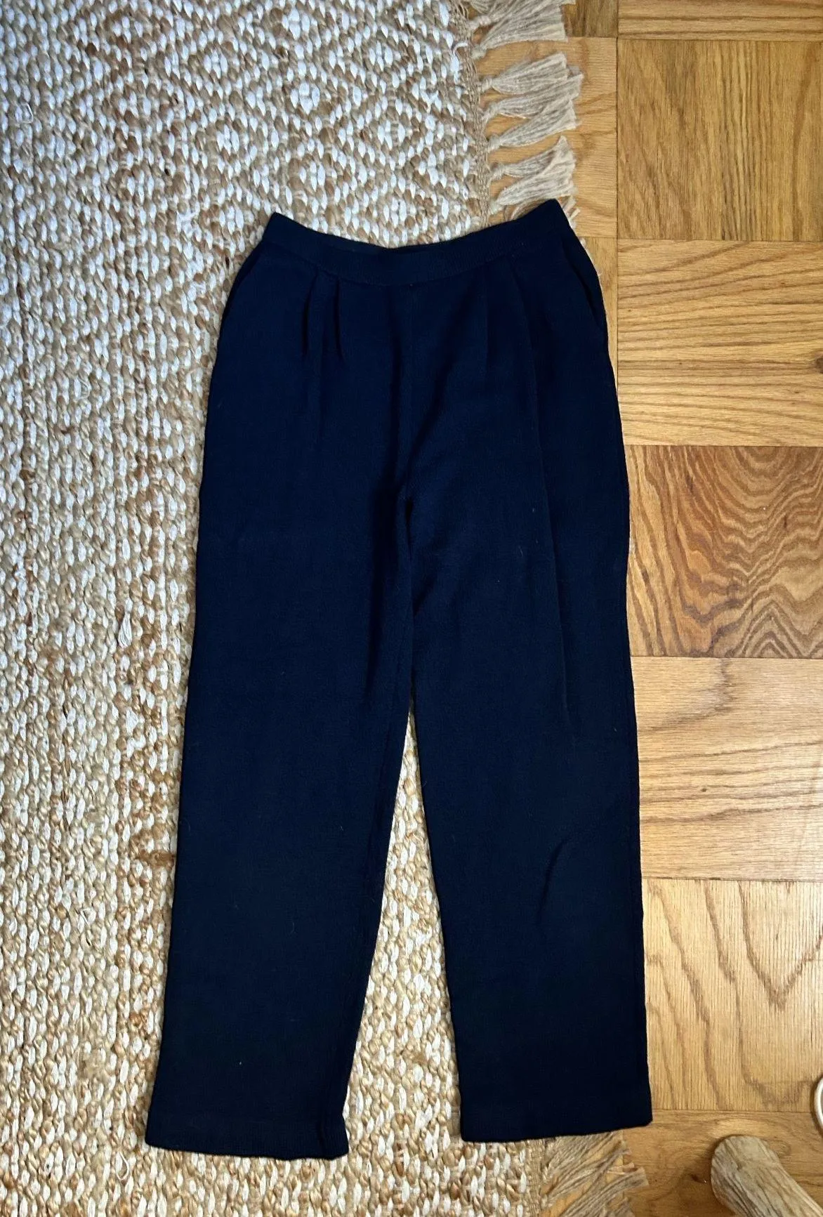 St. John basic navy sweater Trousers  - Image 7