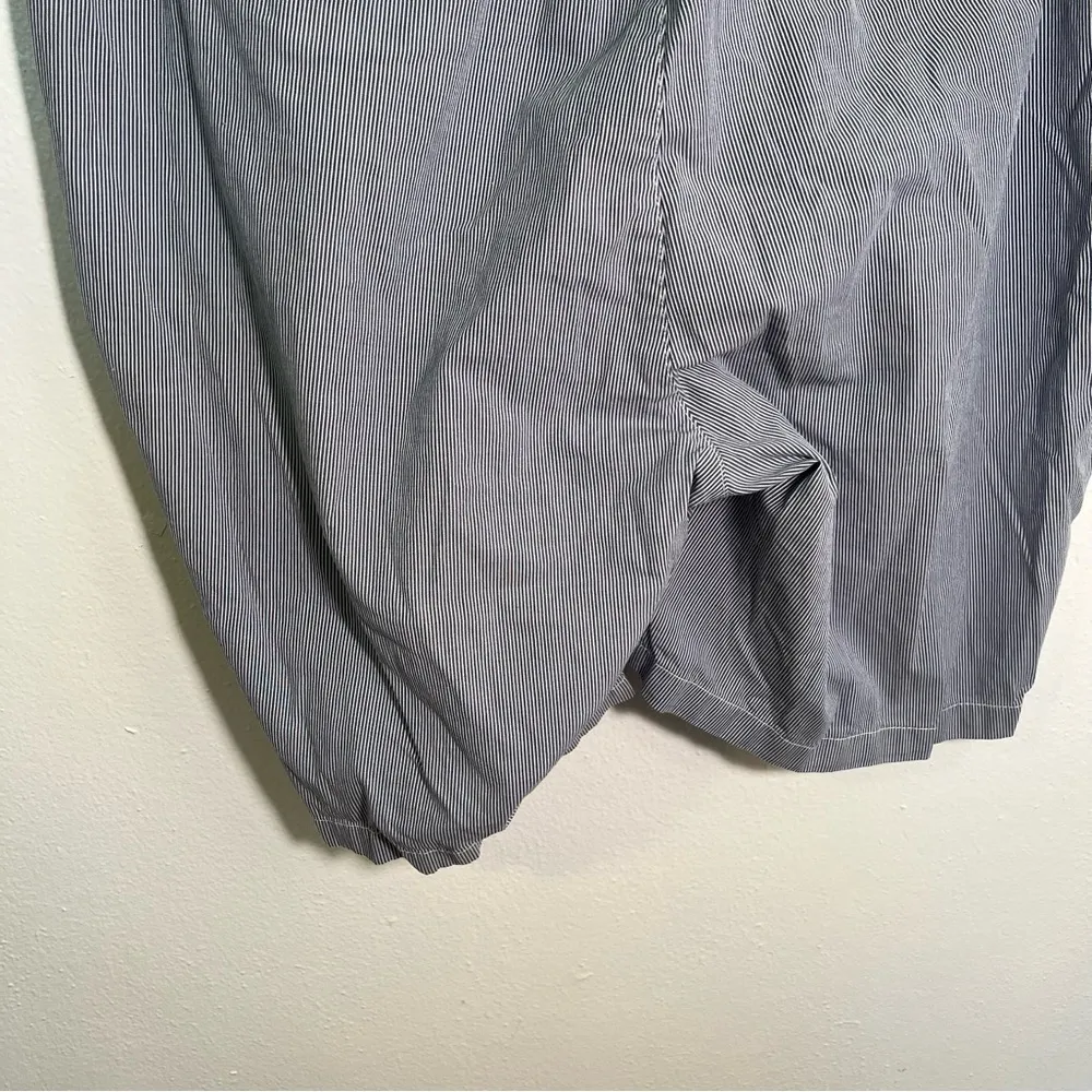 Tommy Hilfiger Bermuda Shorts Blue White Pinstripes 18W - Image 9