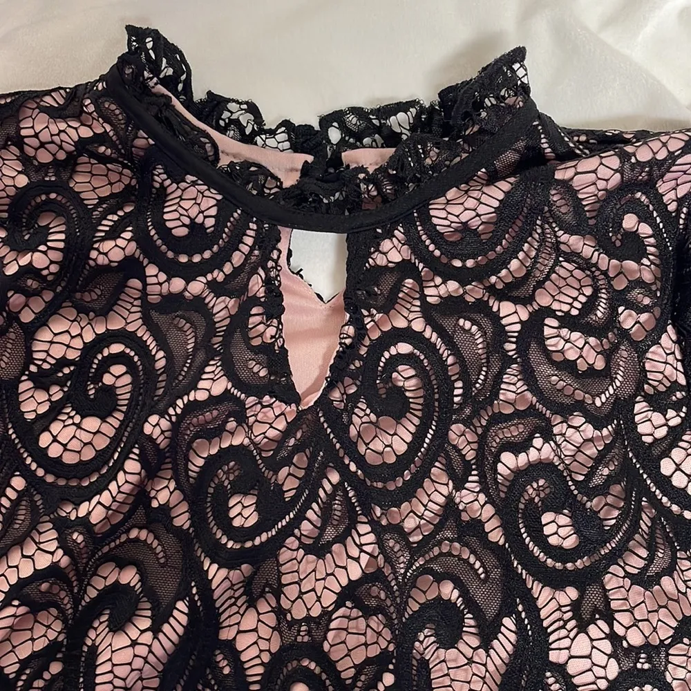 NWT PerSeption Concept Lace Sleeveless Top            Sz S - Image 2