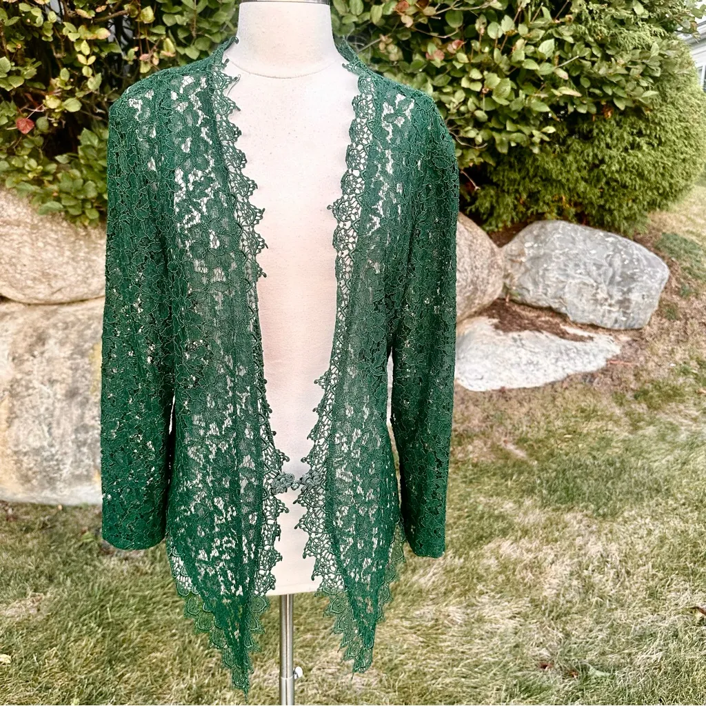 Elegant Green Lace Women's Vintage Victorian Cardigan Size M - Image 4