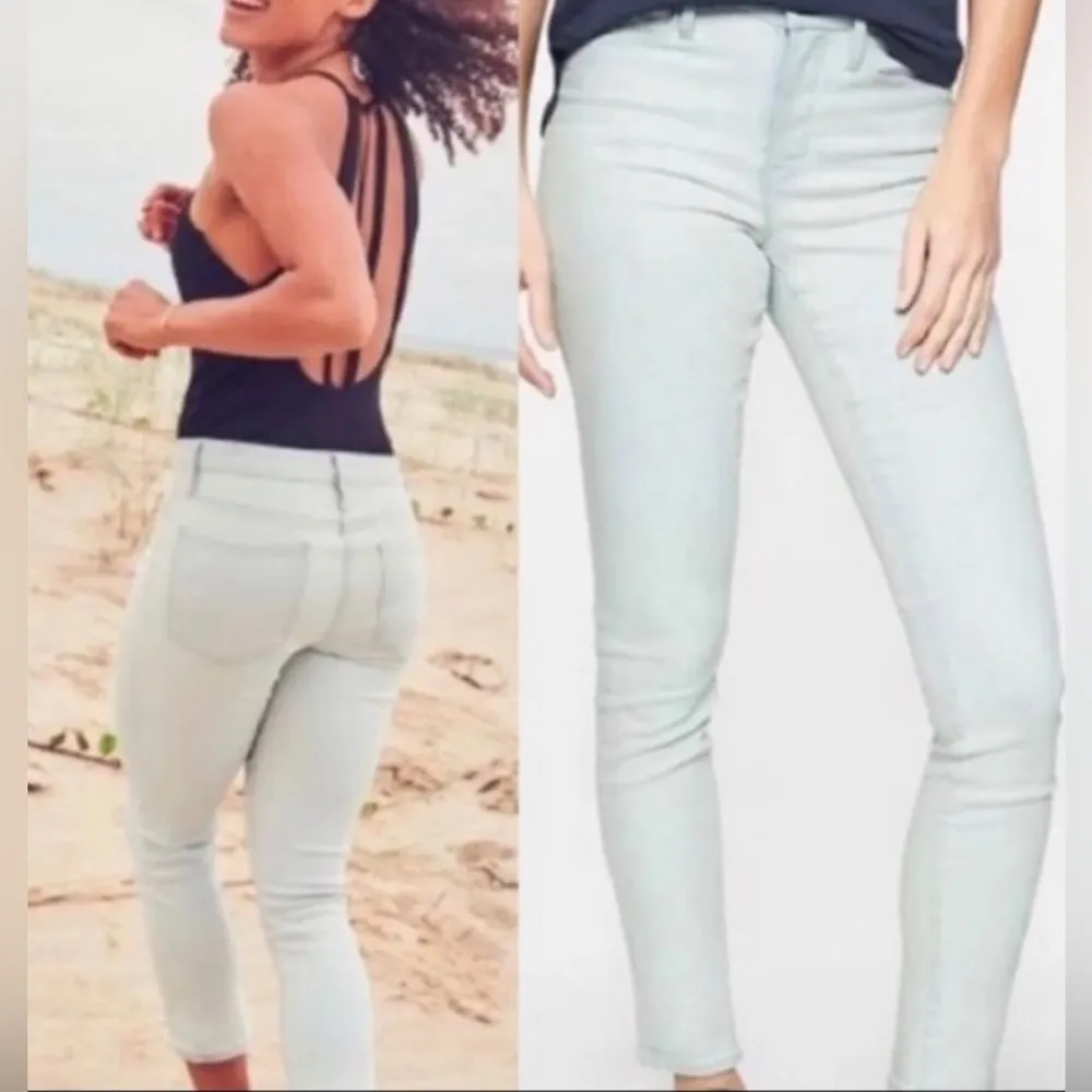 ATHLETA Sculptek Stretch Technology Skinny Crop Jeans in Glacier Wash  Sz 6 - Image 10
