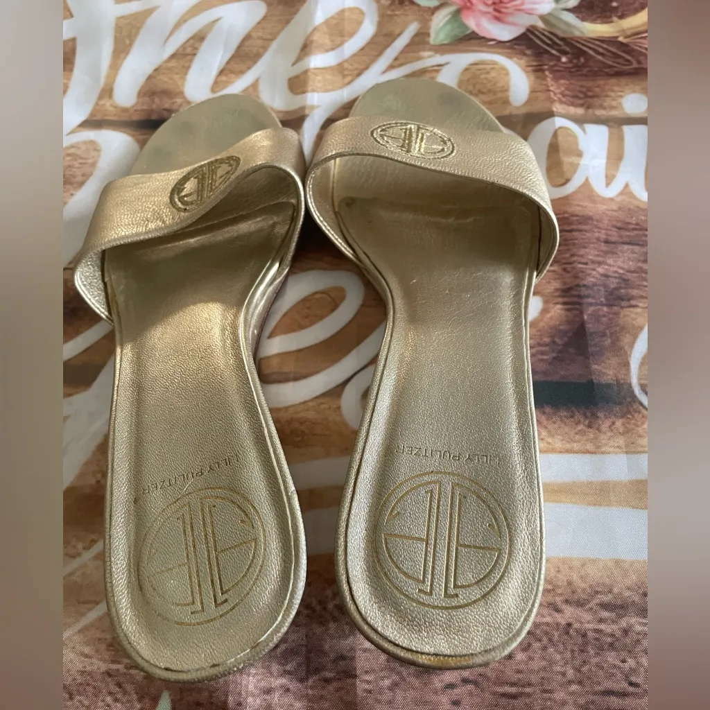 Lilly Pulitzer Gold Metallic Slide Sandals with Logo - Image 2