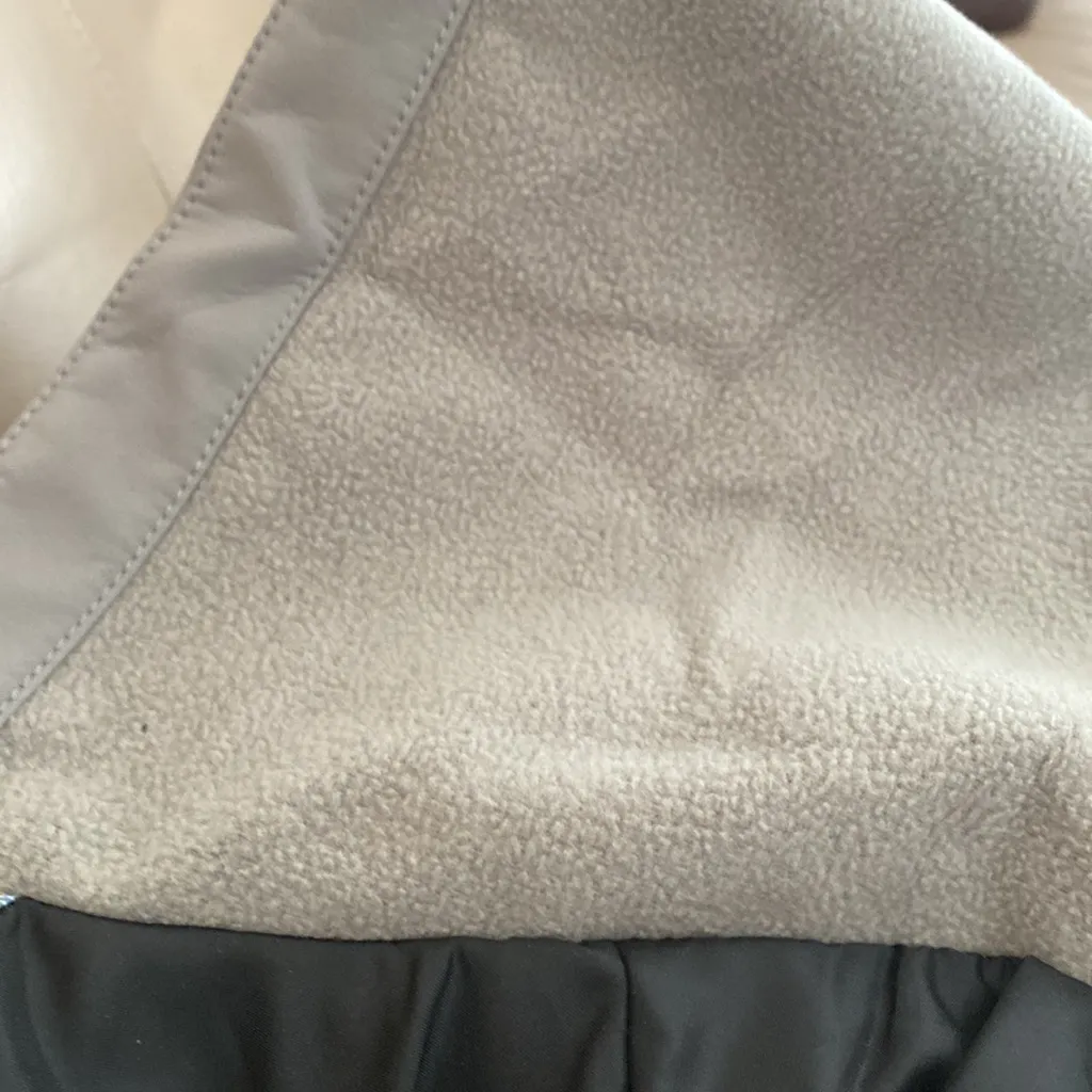 DC Women's Plaid Snowboarding Jacket - Image 13