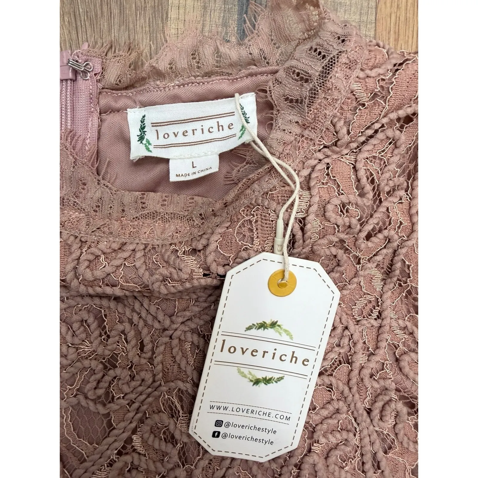 NWT Loveriche Lace Textured Shift Dress Blush Pink Short Sleeve‎ Women's L - Image 5