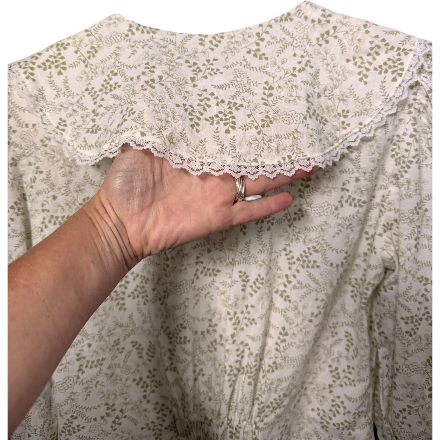 Vintage Hunters Run Prairie Blouse Lace Collar Puff Sleeves cinch back USA Small - Image 4