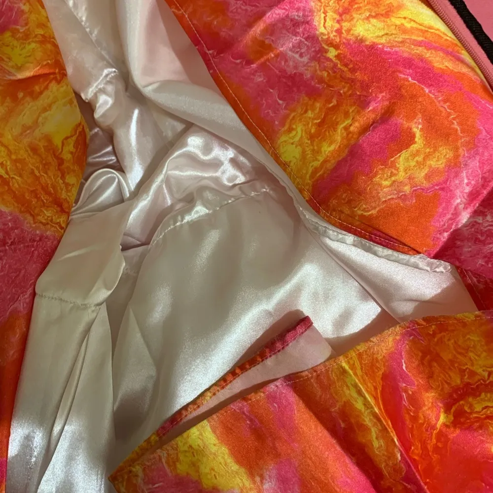 Wow! Prom formal gown - Image 4