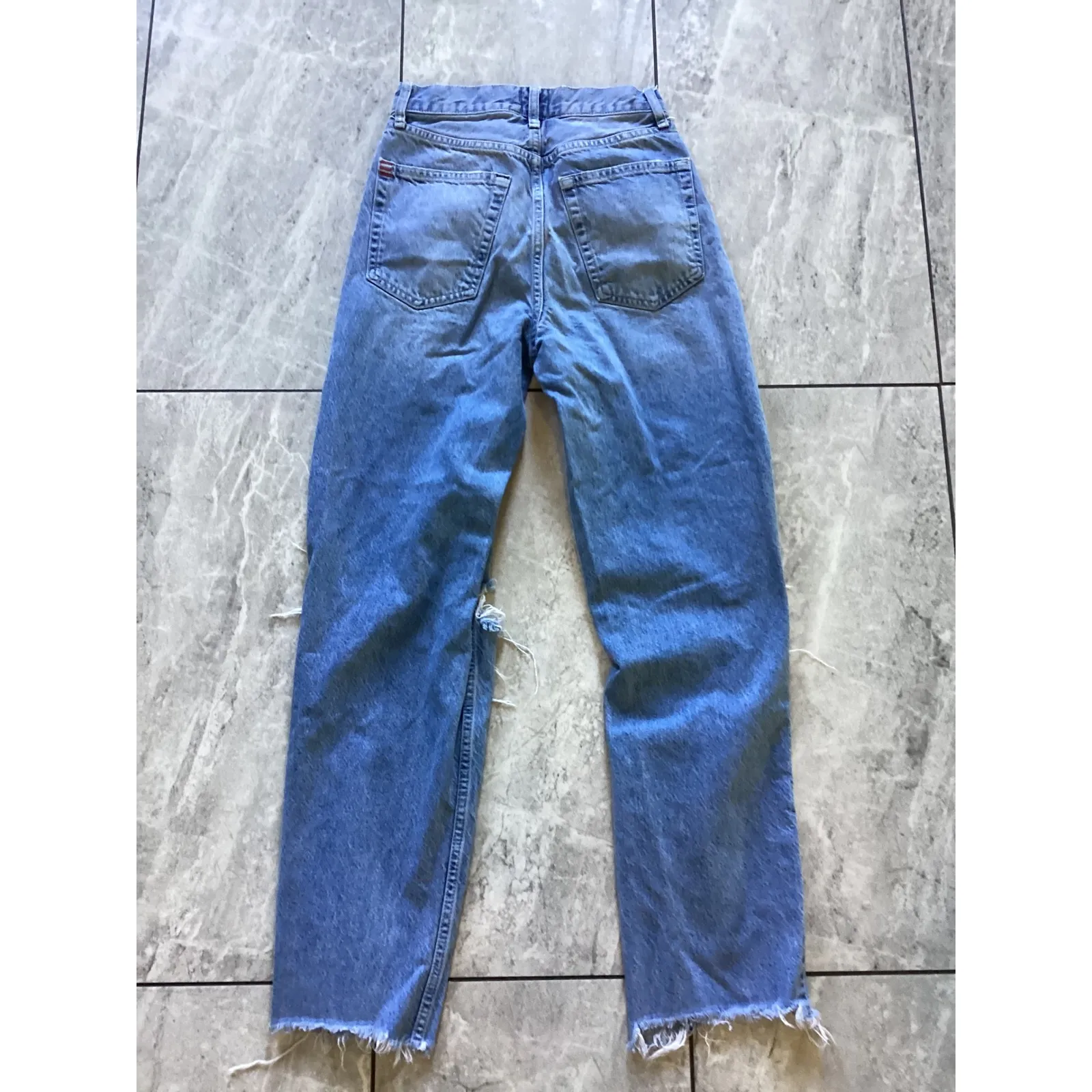 BDG Urban Outfitters High Rise Baggy Blue Denim Jeans Distressed Ripped Size 25 - Image 4