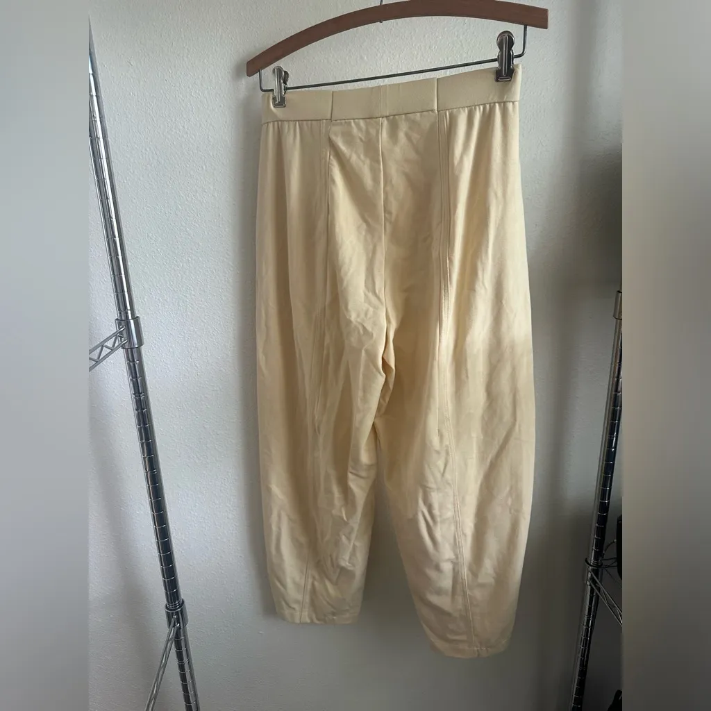 EILEEN FISHER Light Yellow pants. - Image 10