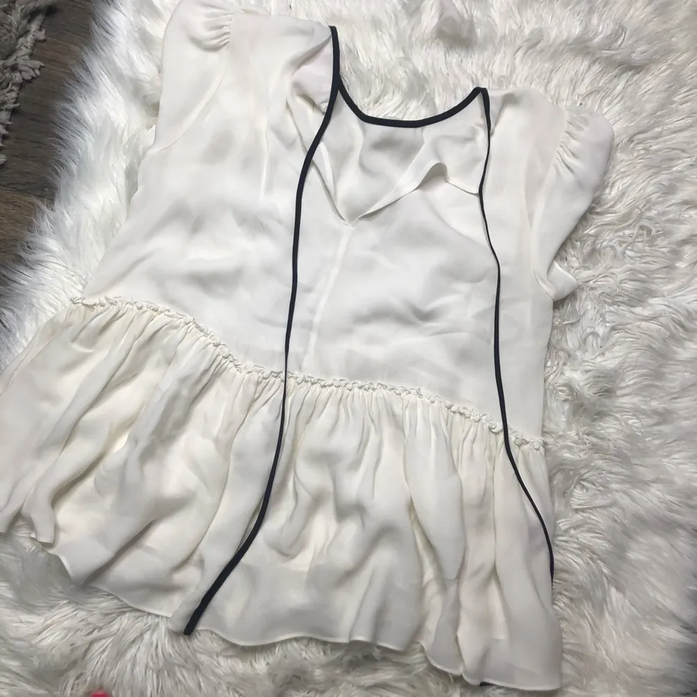 Cinq à Sept Cinq a sept silk babydoll blouse size medium - Image 4